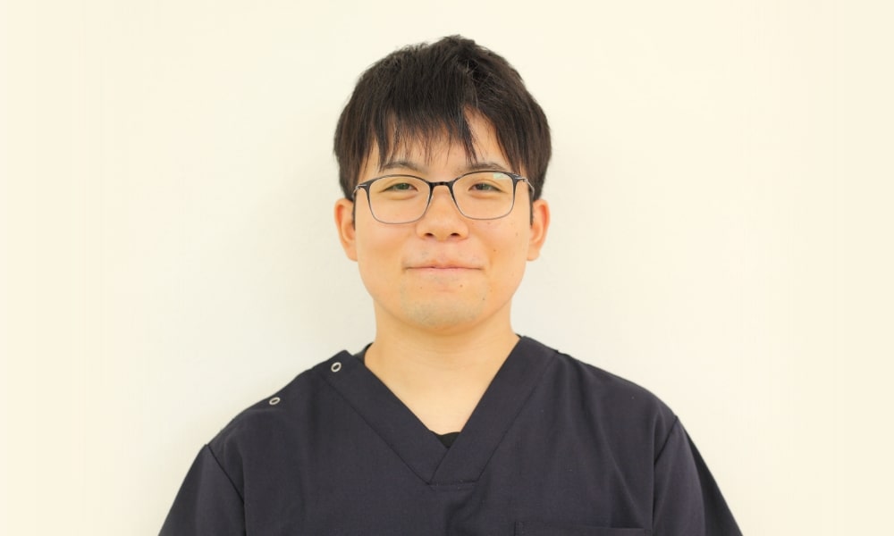 伊勢崎アシカ接骨院院長の新井嵩也