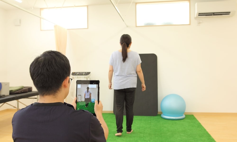 整骨院内の歩行分析